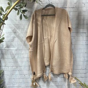 Justin & Taylor blush sweater tassel kimono OSFA new
